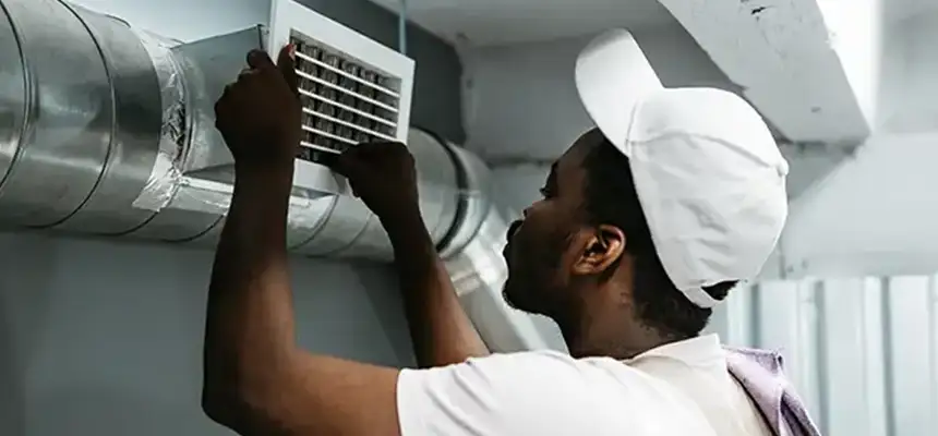 Our Licensed And Insured Cleaners in Pittsburg, KS